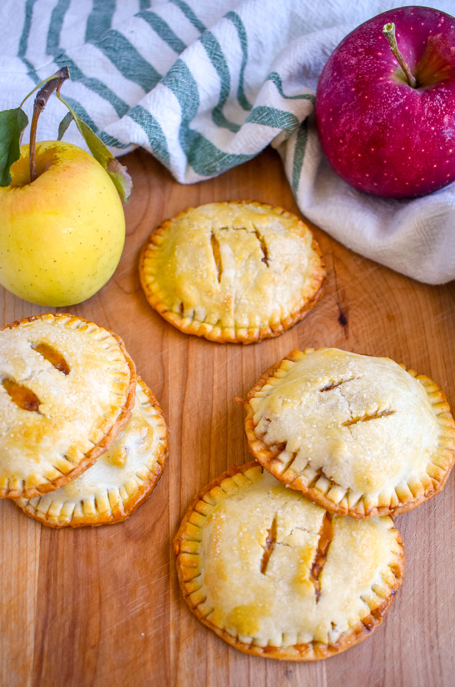 Baked Apple Cheddar Hand Pies