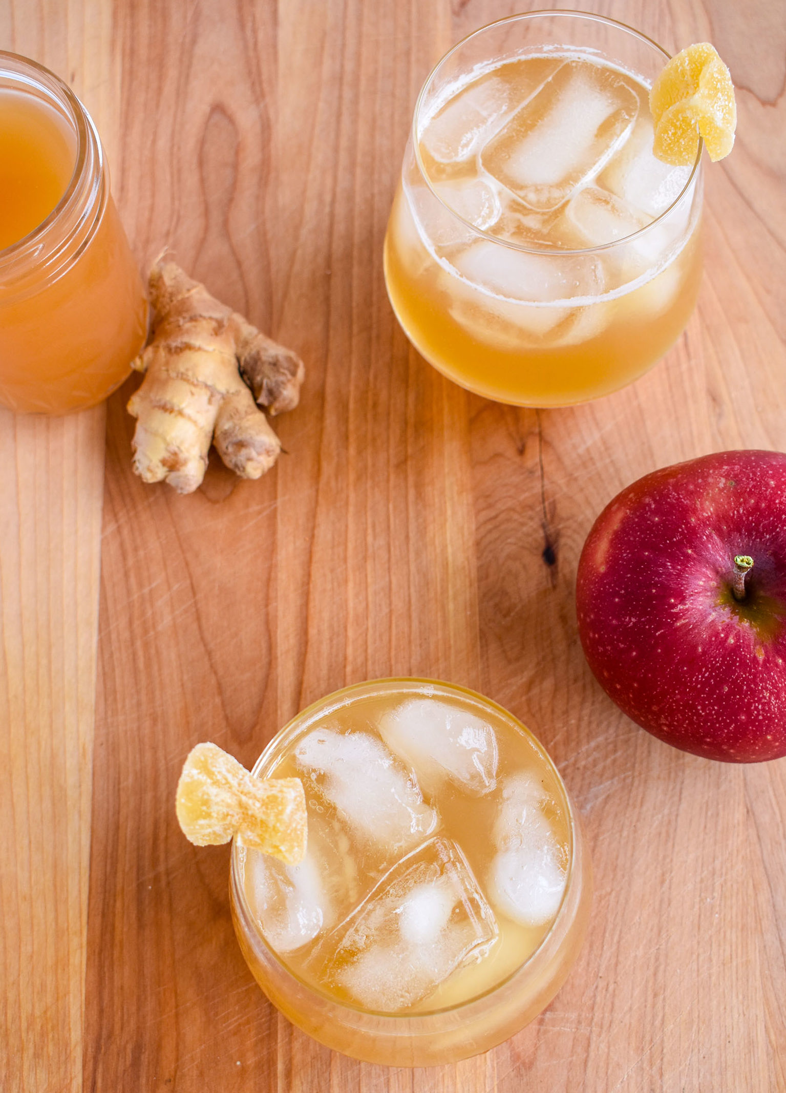 2 glasses of honey ginger cider bourbon cocktail